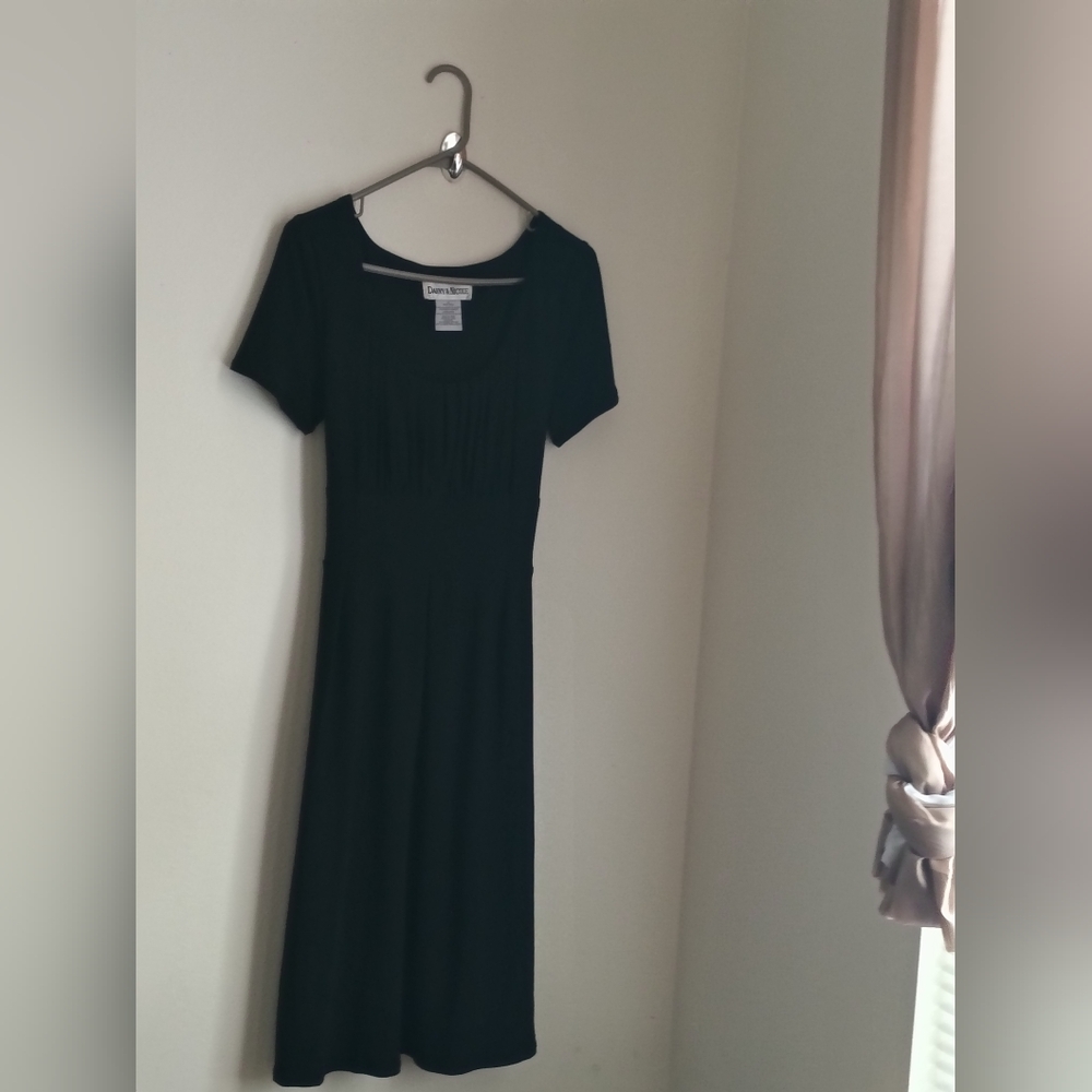 Danny & Nicole Dress Women 12 Black Sheath Short Sleeve Scoop Neck Versatile